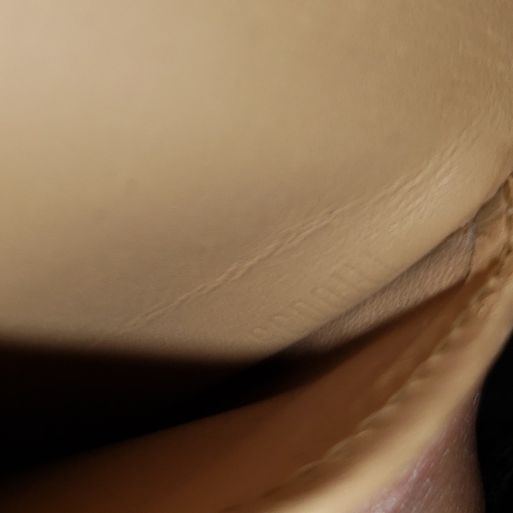 Authentic Louis Vuitton Vernis Compact Wallet - Picture 7 of 16